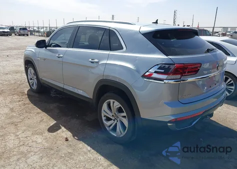 2021 Volkswagen Atlas Cross Sport 3.6L V6 Sel z USA, uszkodzony, nr VIN 1V2EE2CA2MC224154